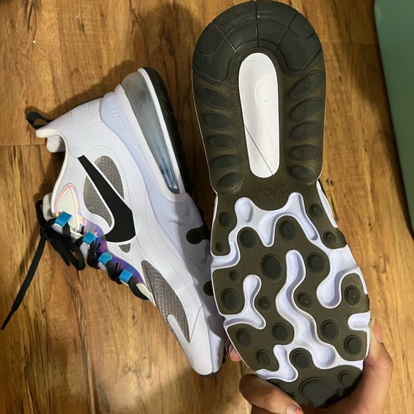 Nike Air Max React Amethyst Tint - Picture 4 of 4